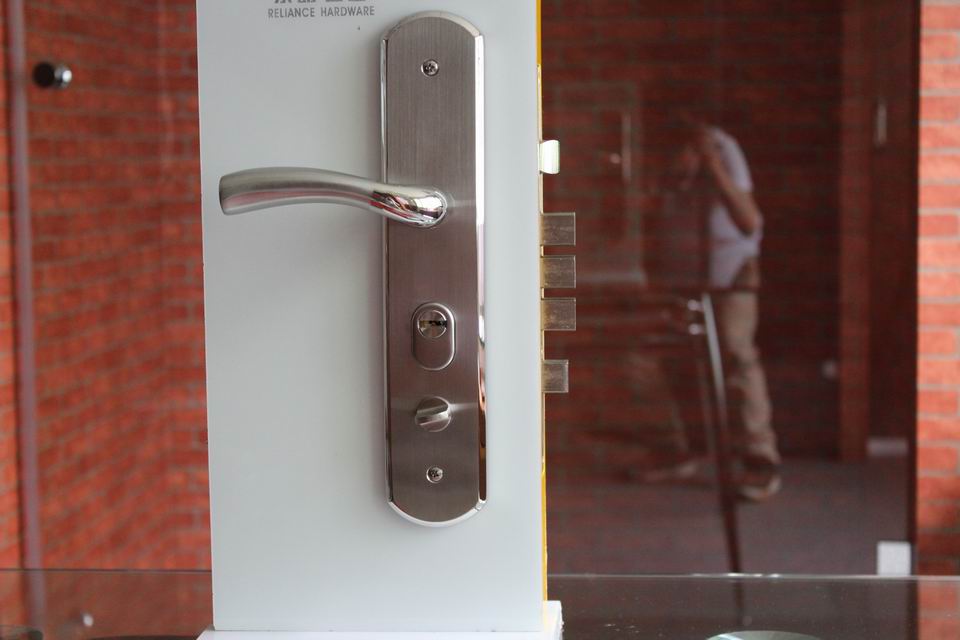High security four bolt security mechanism stainless steel door lock for gate door