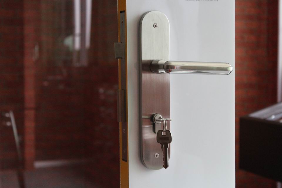 High security door lock body with brass cylinder