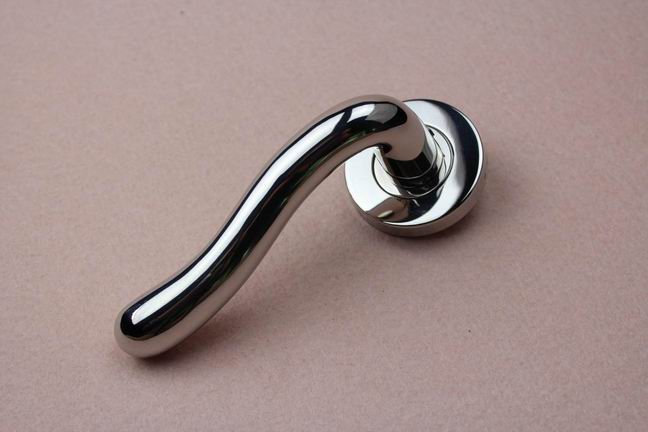 Privacy heat resistant solid polished door handle with key cover