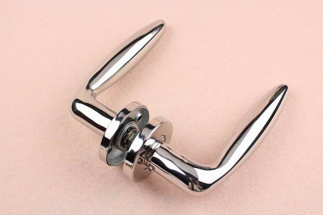 China wholesale stainless steel 304 door handle with key escucheon in polish finish