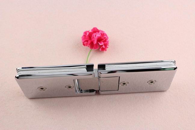 Self-Centering with Reversible 25 Degree Pivot Pin shower hinge